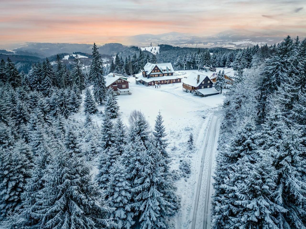 Horsky Hotel Paprsek Staré Město Exterior foto